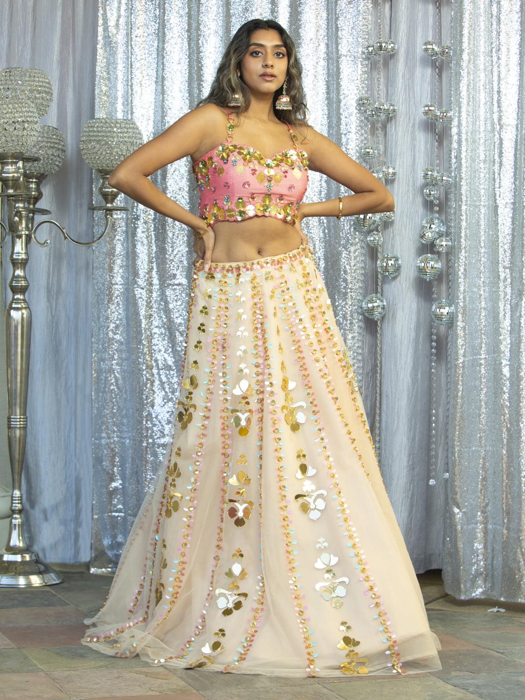 Lehengas Under Rs.1000: Snag Beautiful Lehengas at Mind-Blowing Discounts…  The Time is Now!