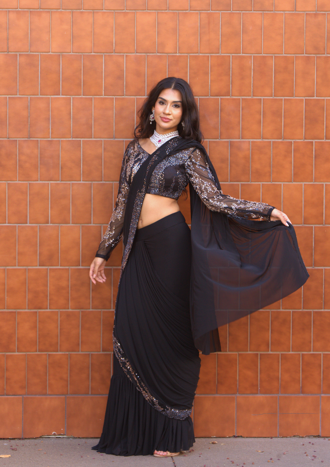 Roohi Black Saree