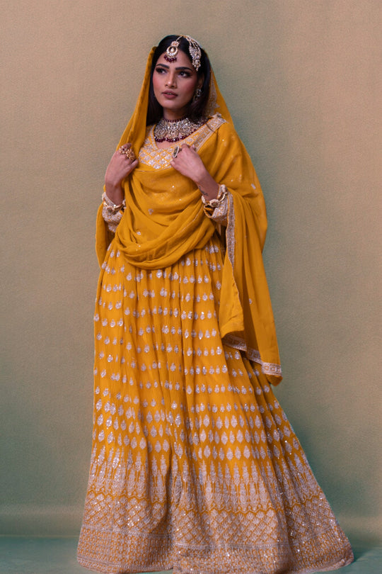 Ishrat Lehenga