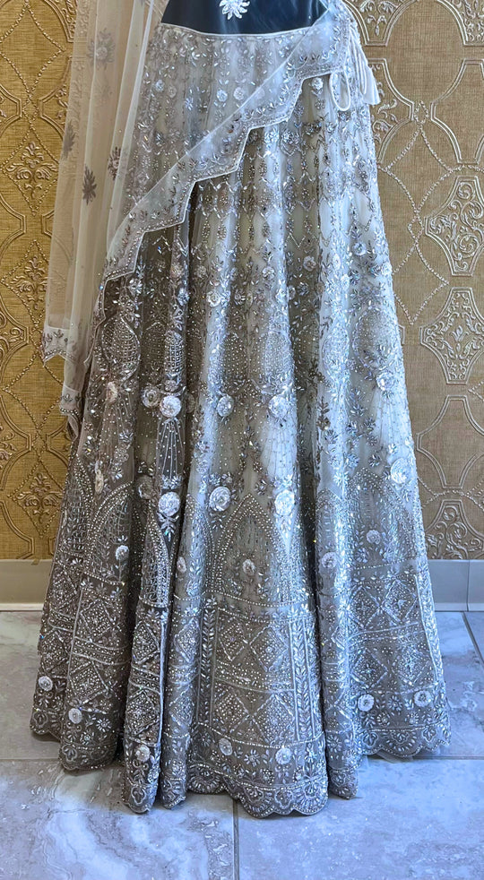 Chandani Lehenga