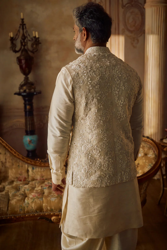 Seema Gujral - Champagne Three- Dimensional Bundi Set