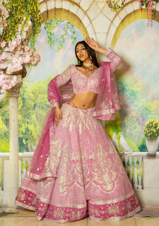 Alana Lehenga