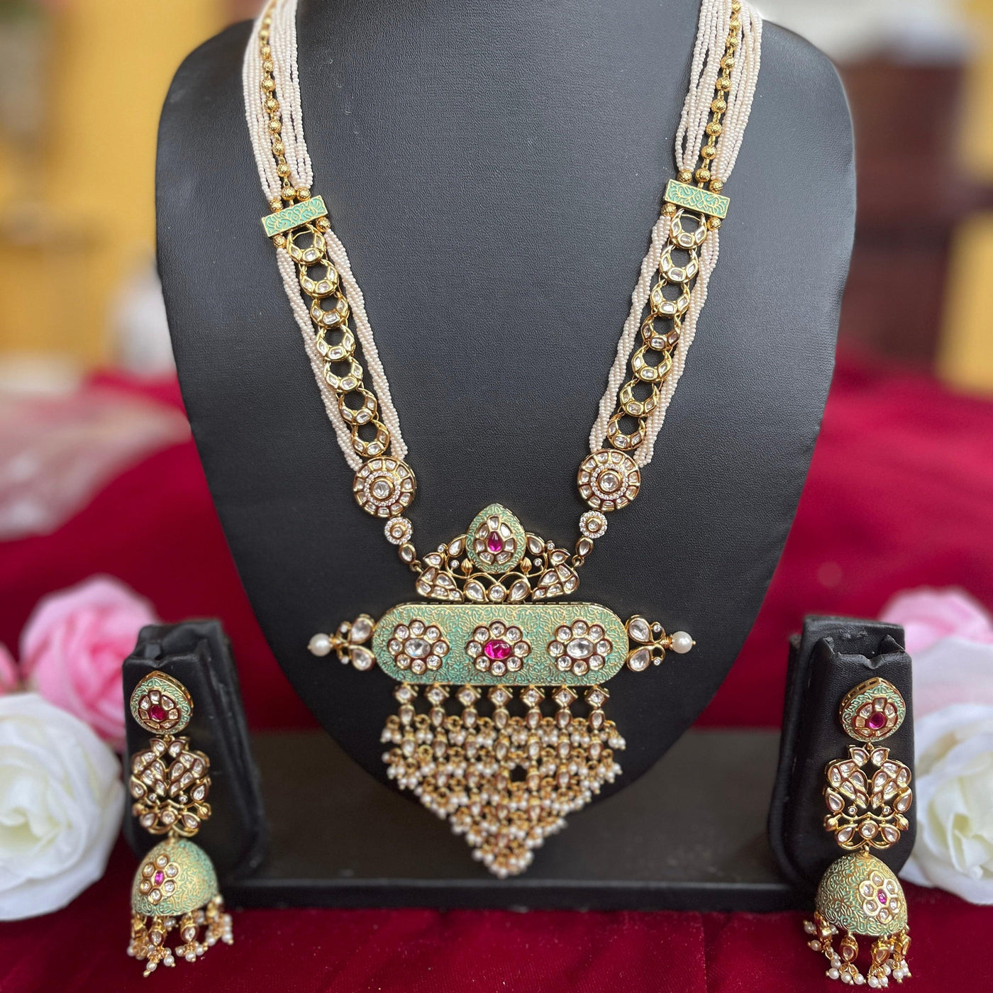 Aarya Set