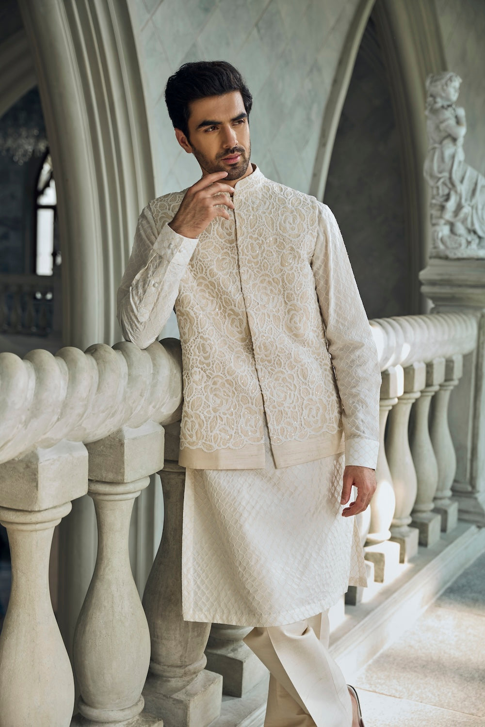 Seema Gujral - Beige Bundi Set