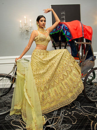 Bollywood Replica #HeenaKhan #Akshara designer Suit shop online at  #pihufashion #bollywoodreplicasuit #boll… | Indian saree dress, Bollywood  dress, Anarkali lehenga