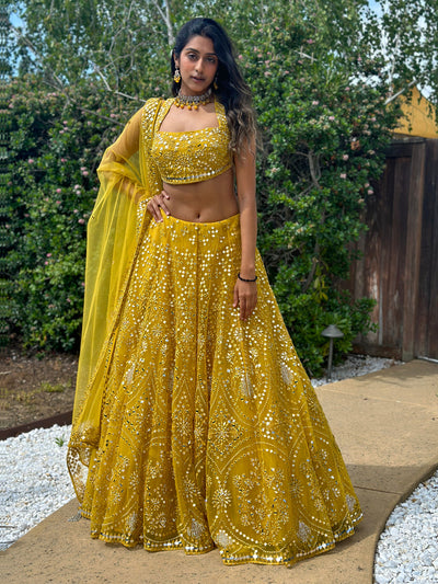 Naseem Lehenga