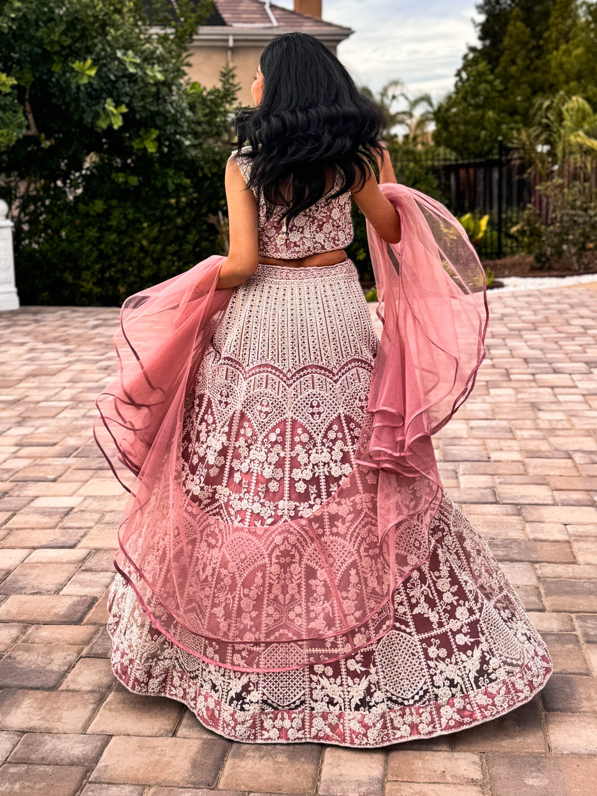 Zoe Lehenga