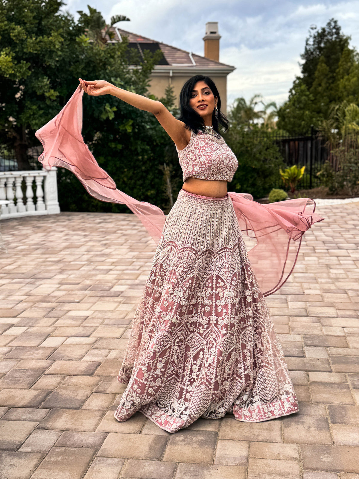 Zoe Lehenga