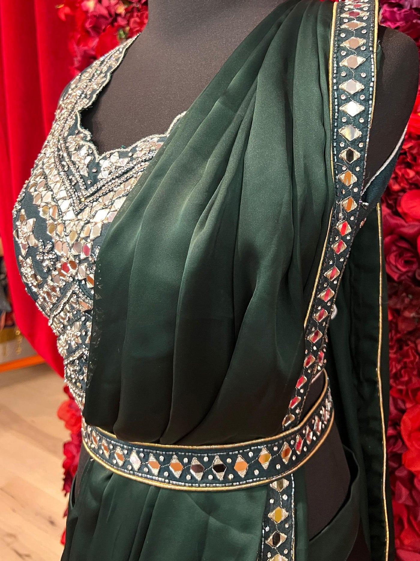 Aarna Saree