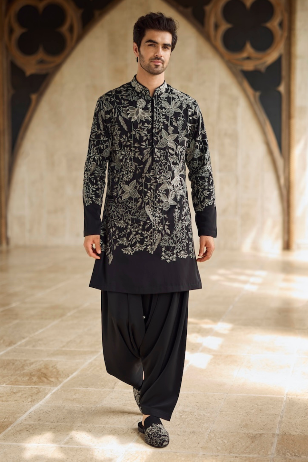 Seema Gujral - Black &amp; Silver Kurta Set