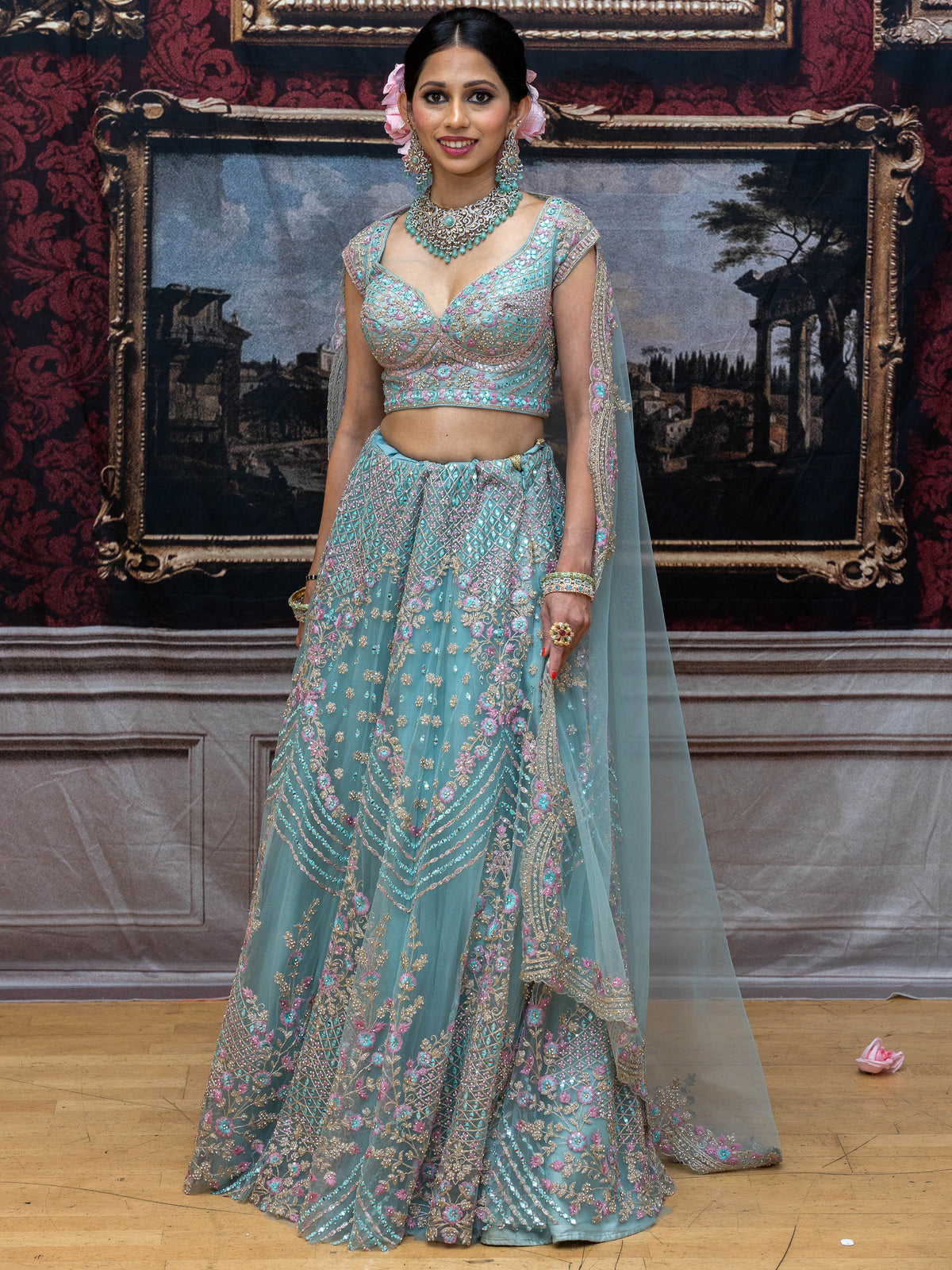 Kaamini Lehenga