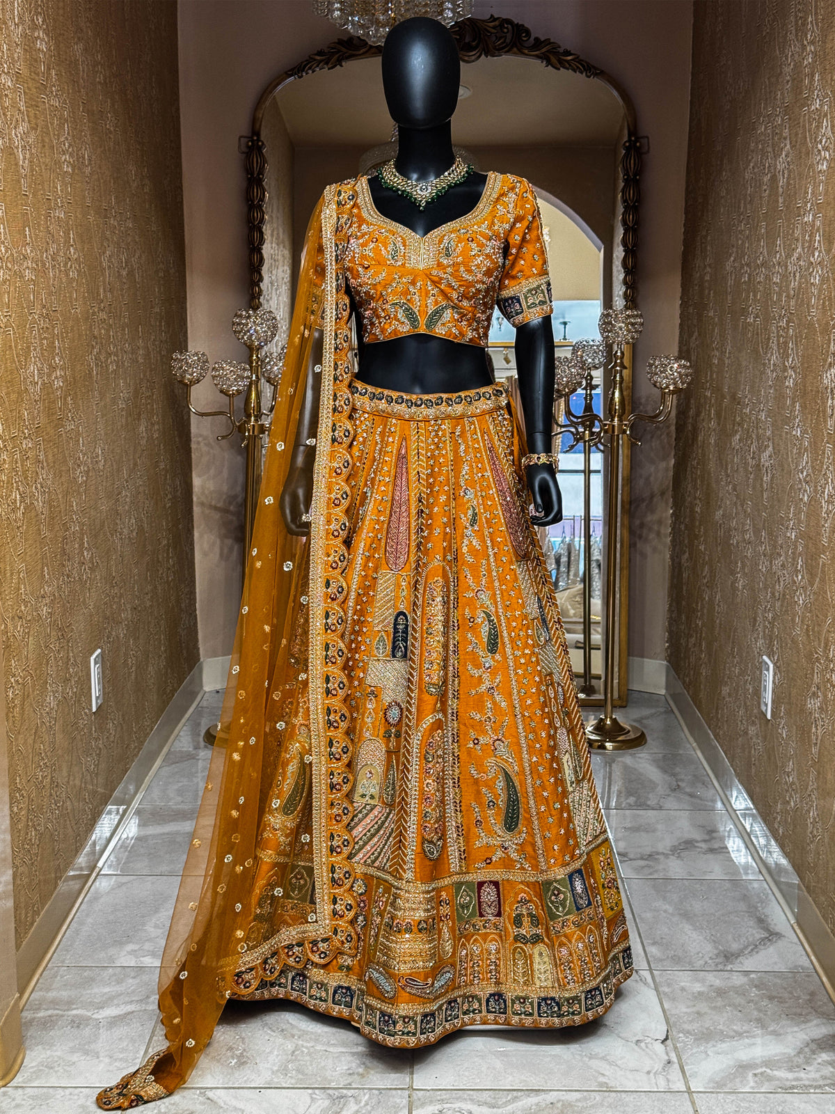 Tanuja Lehenga