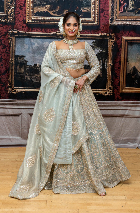 Chahna Lehenga