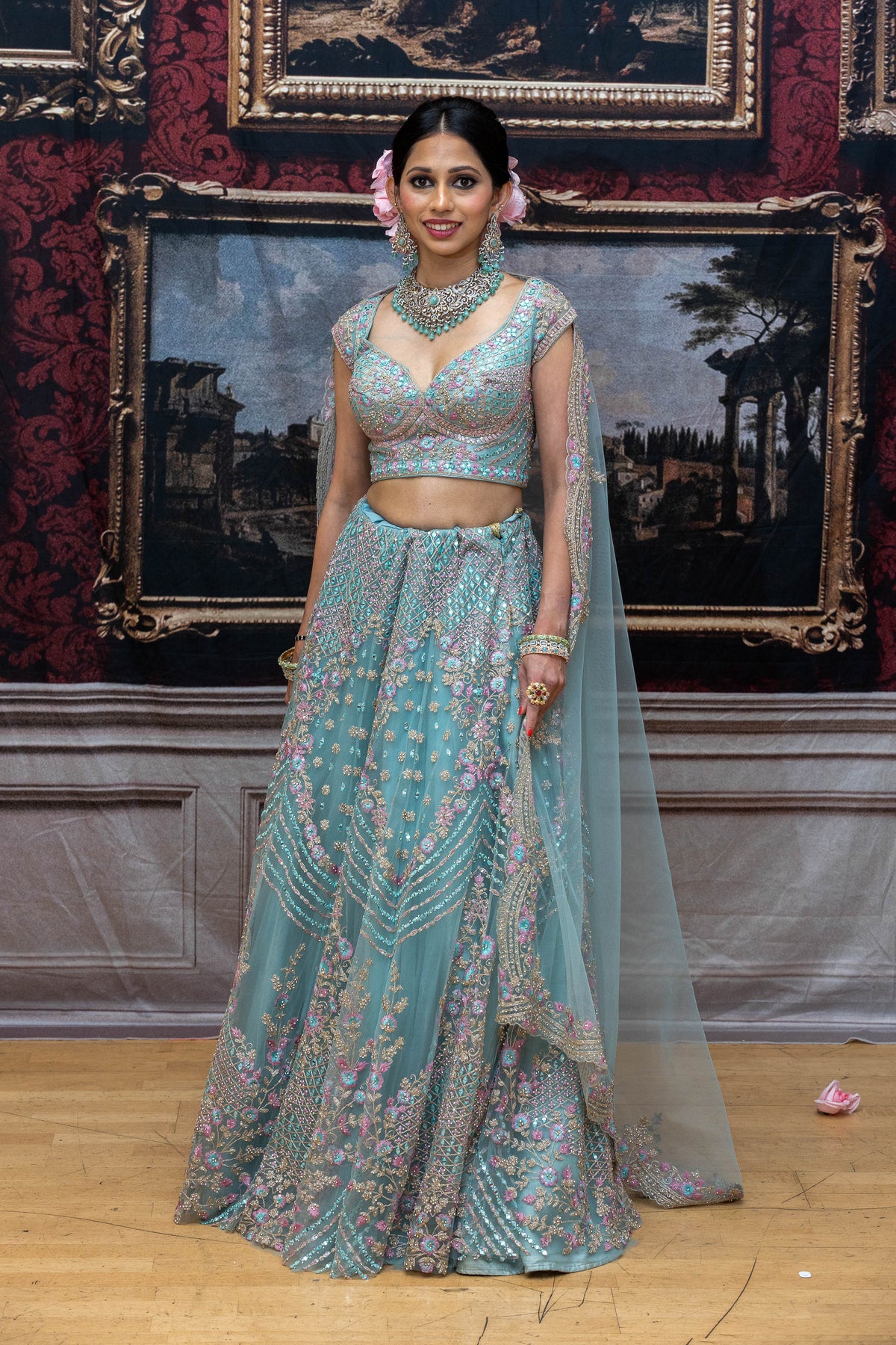 Kaamini Lehenga