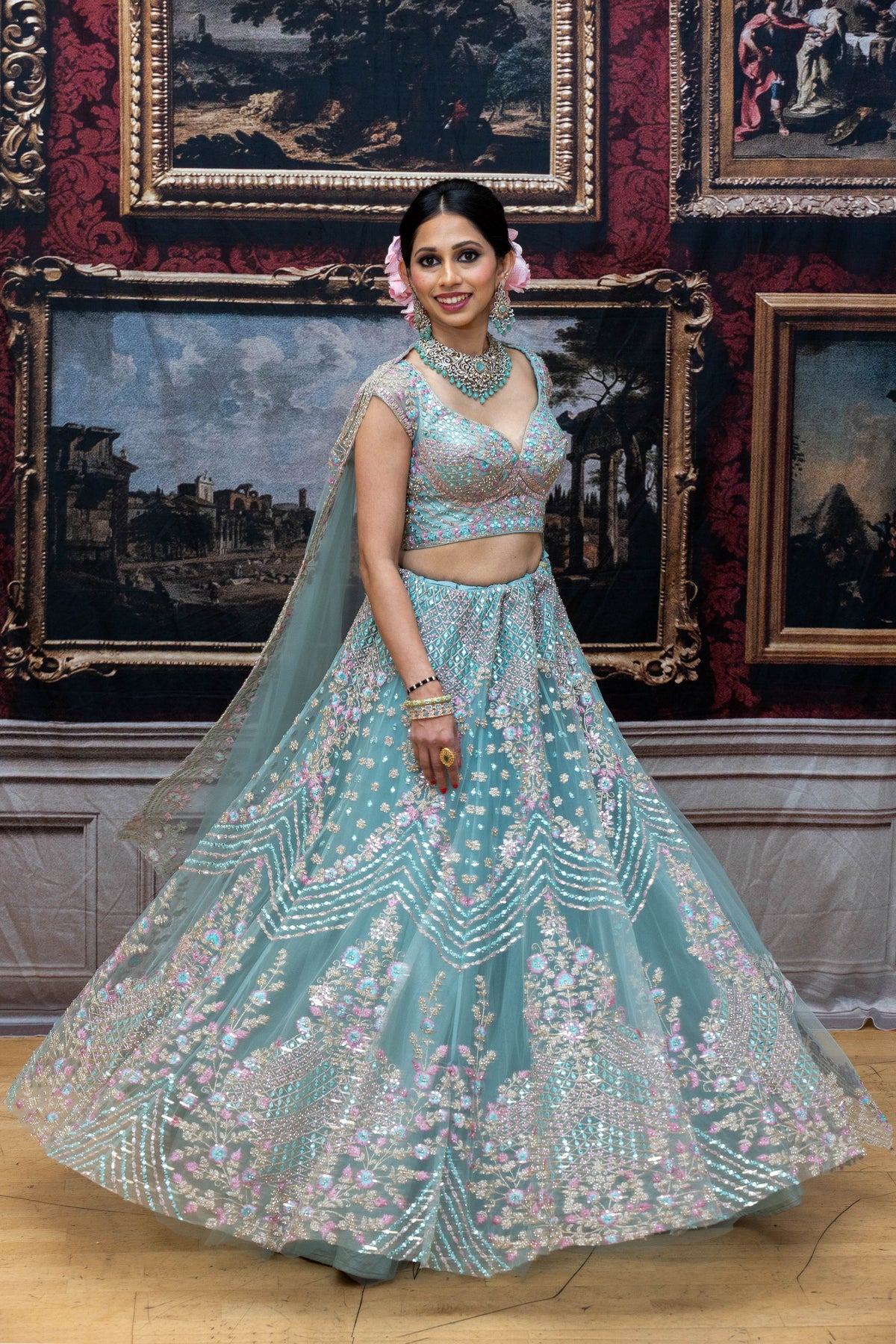 Kaamini Lehenga