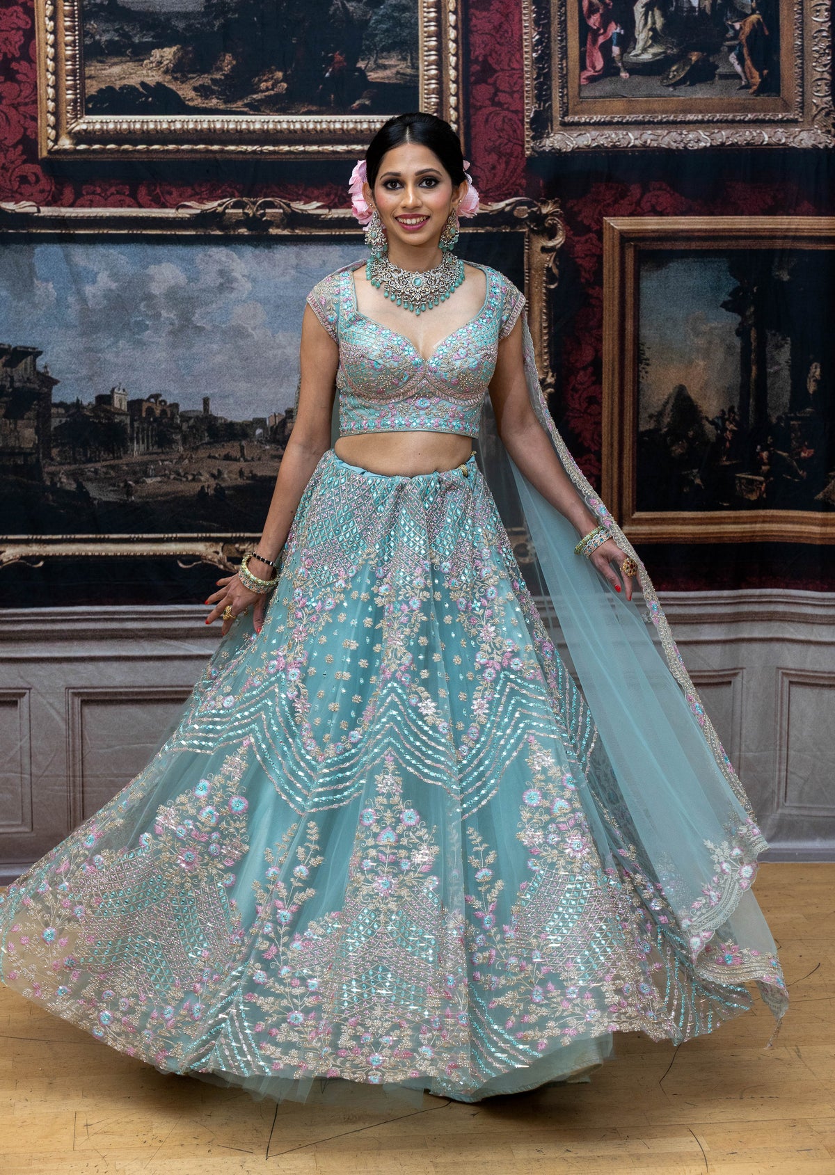 Kaamini Lehenga