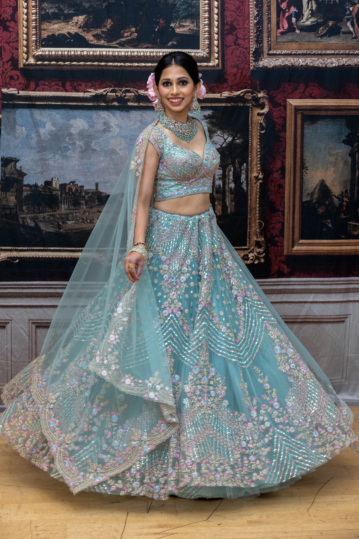 Kaamini Lehenga