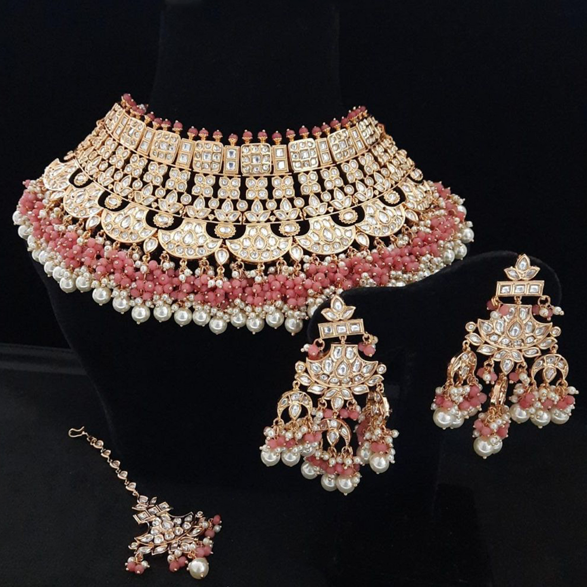 Dhriti Set