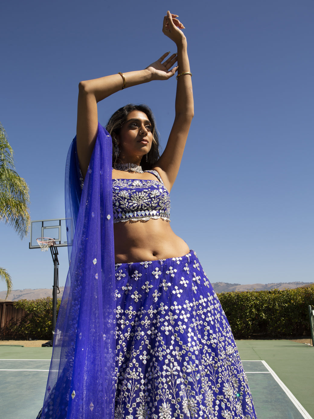 Mona Lehenga