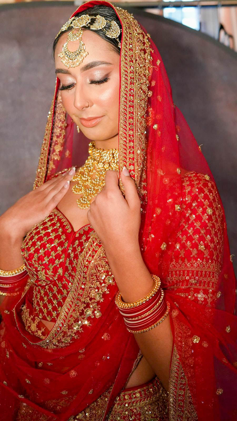 Naagin Actress Surbhi Jyoti In An Embellished Peach-Orange Bridal Lehenga -  Boldsky.com