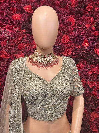 Triveni Lehenga