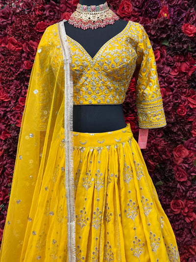 Manya Lehenga