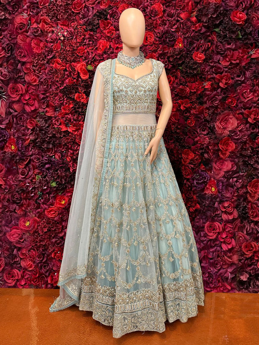 Nisha Lehenga