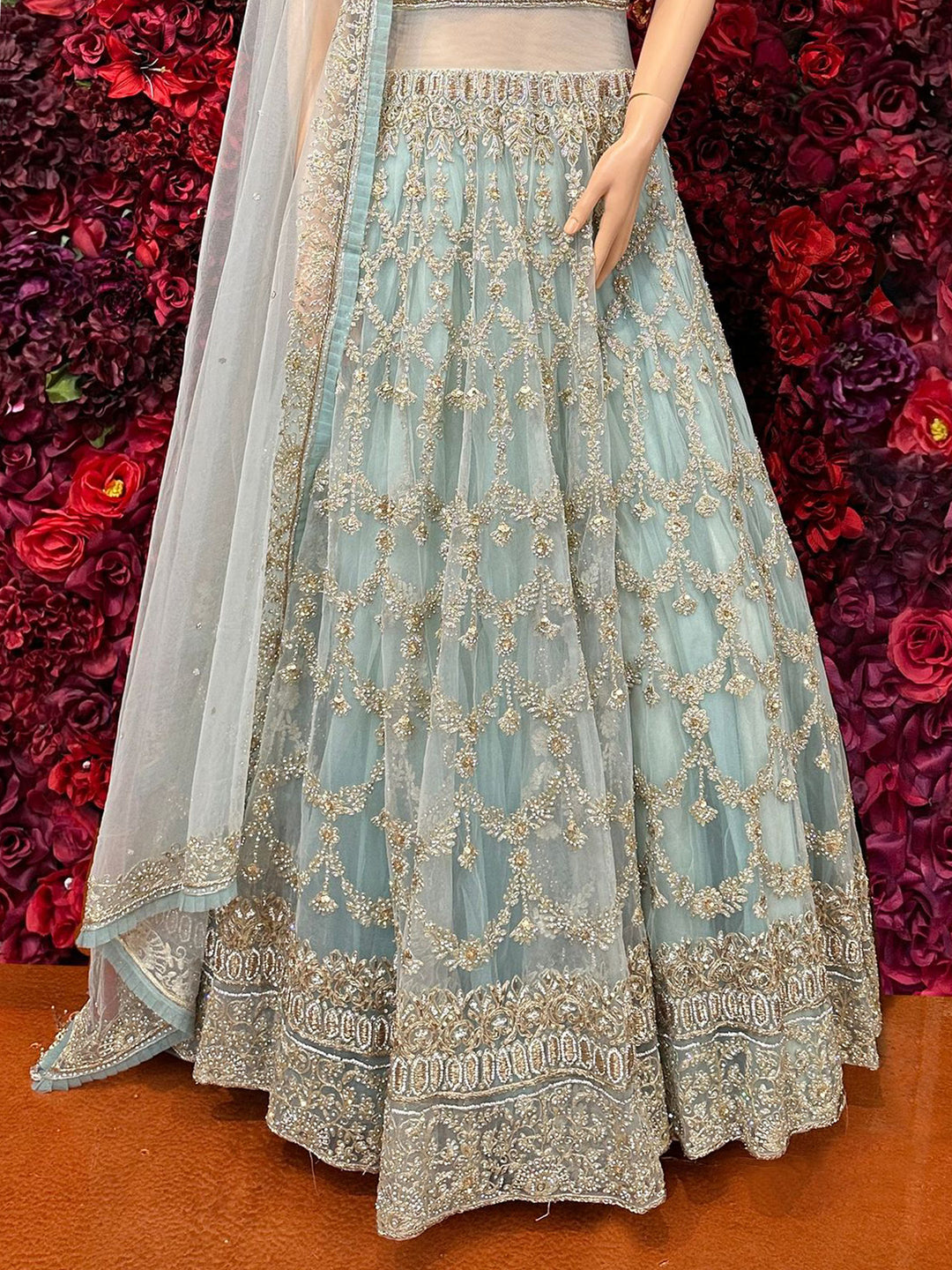 Nisha Lehenga
