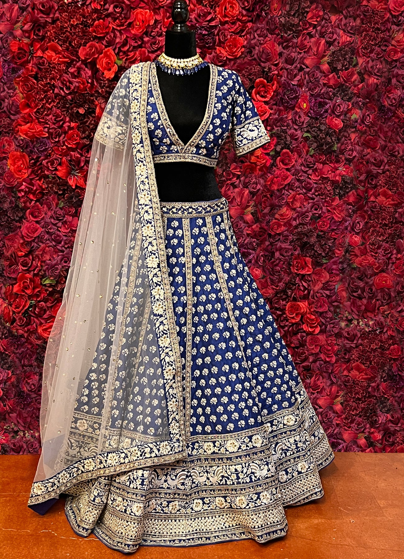 Mehreen Lehenga