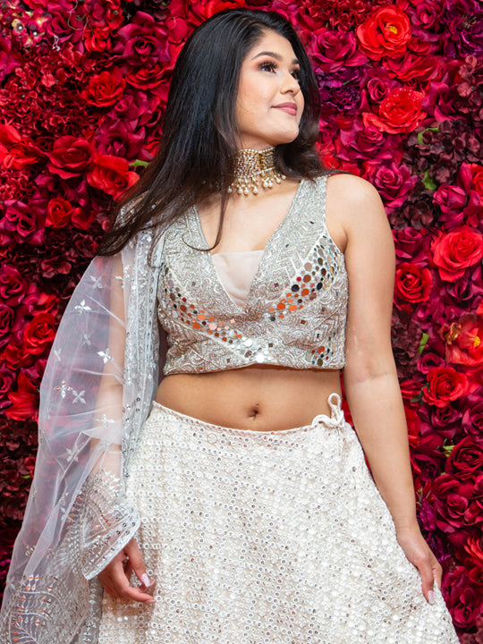 Buy White Lehenga And Dupatta Silk Organza Blouse Raw Silk Bridal Set For  Women by Rahul Mishra Online at Aza Fashions.